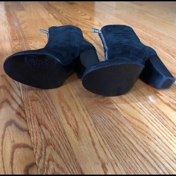 Marc by Marc Jacobs Half Moon Shearling Boot - Picture 7 of 8